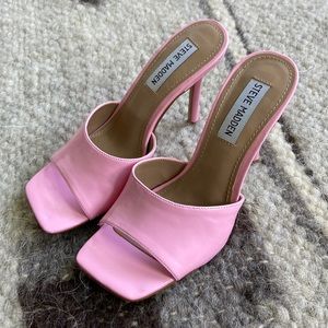 Steve Madden heels size 6M